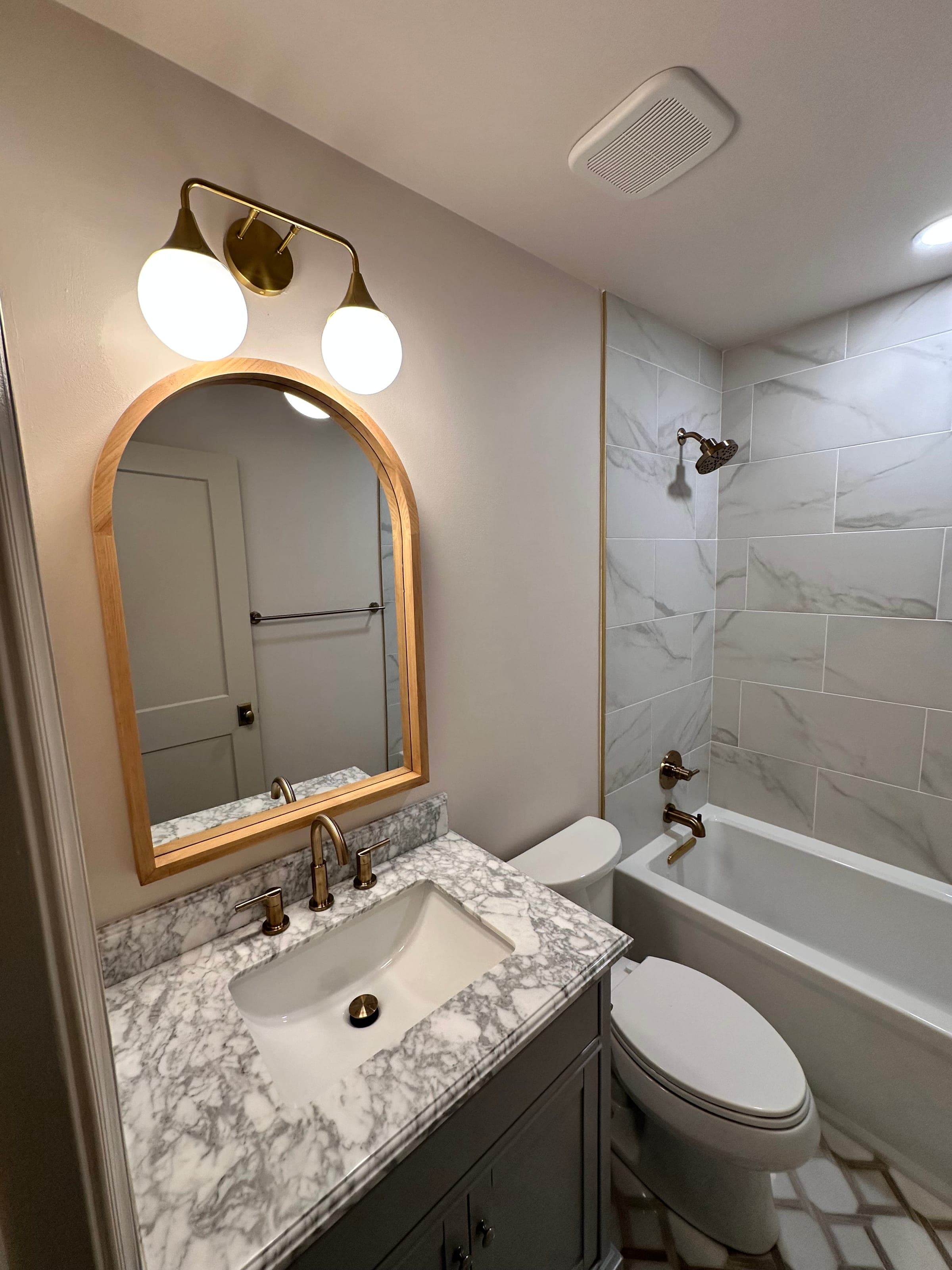 Hall Bath, Brass & Lattice Tile, Northern Virginia — finished work, photo 3